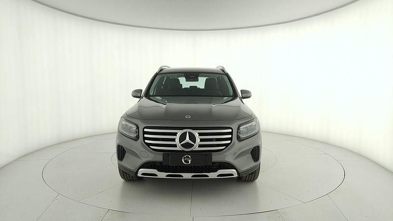 Usata Mercedes GLB180 Advanced 116 CV (85 kW) 2025 Grigio SUV