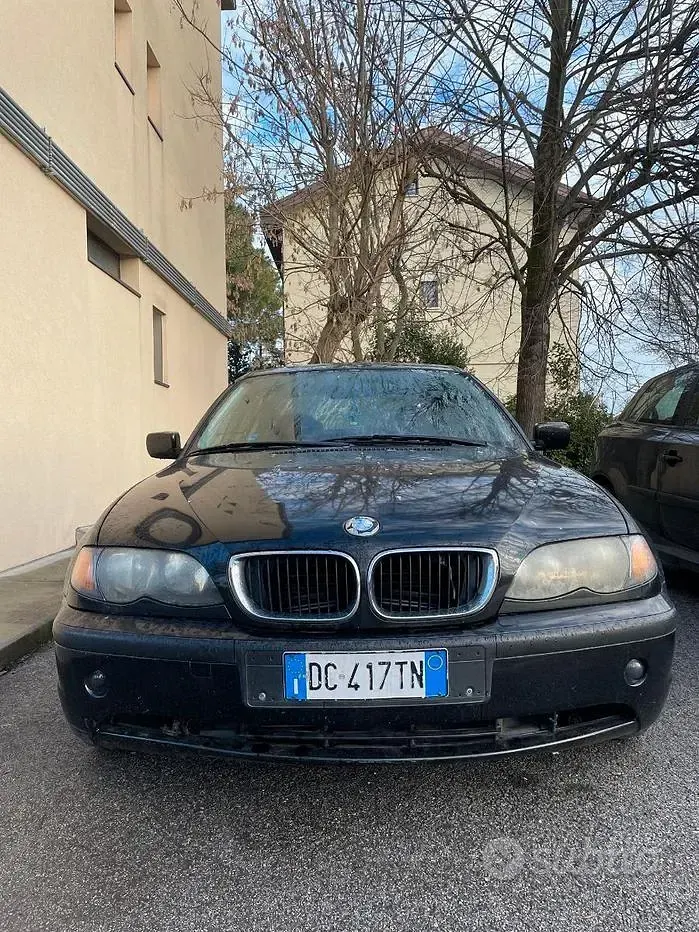 Usata BMW 320 Efficient Dynamics 150 CV (110 kW) 2006 Nero Berlina