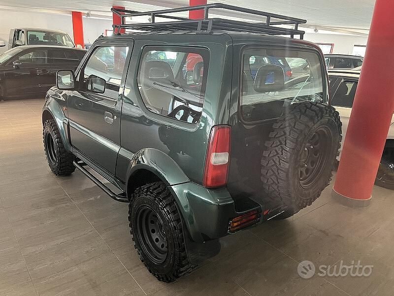 Usata Suzuki Jimny 80 CV (58 kW) 2000 Verde SUV