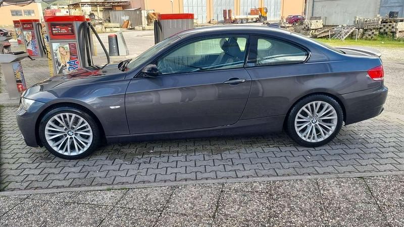 Usata BMW 325 218 CV (160 kW) 2006 Coupé