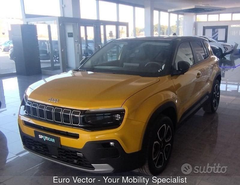 Usata Jeep Avenger Summit 101 CV (74 kW) 2024 Giallo SUV