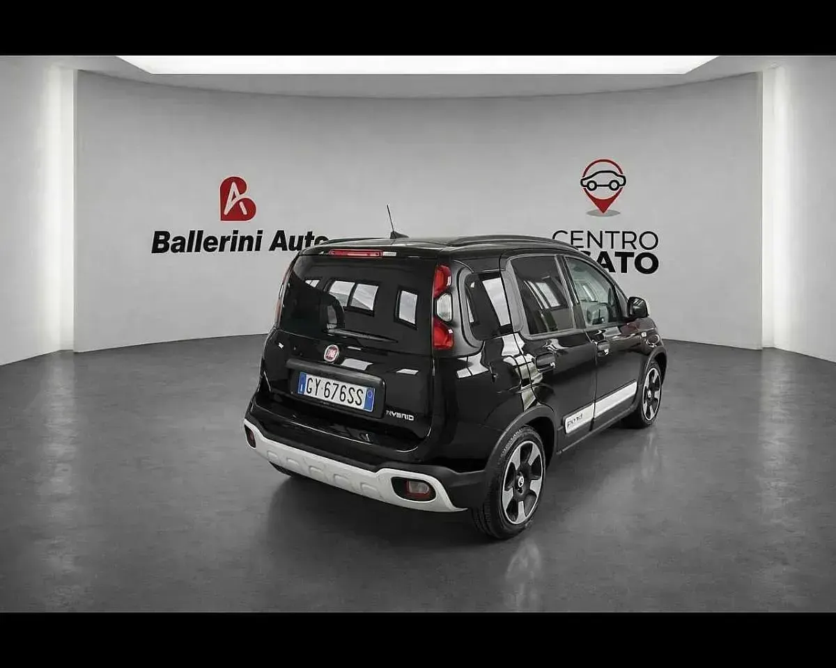Usata Fiat Panda Cross Cross 69 CV (50 kW) 2025 Nero Utilitaria
