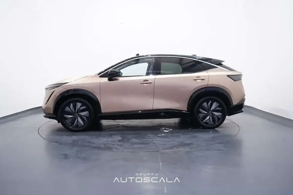 Usata Nissan Ariya Advance 44 kW (61 CV) 2022 Sunrise copper pearl SUV