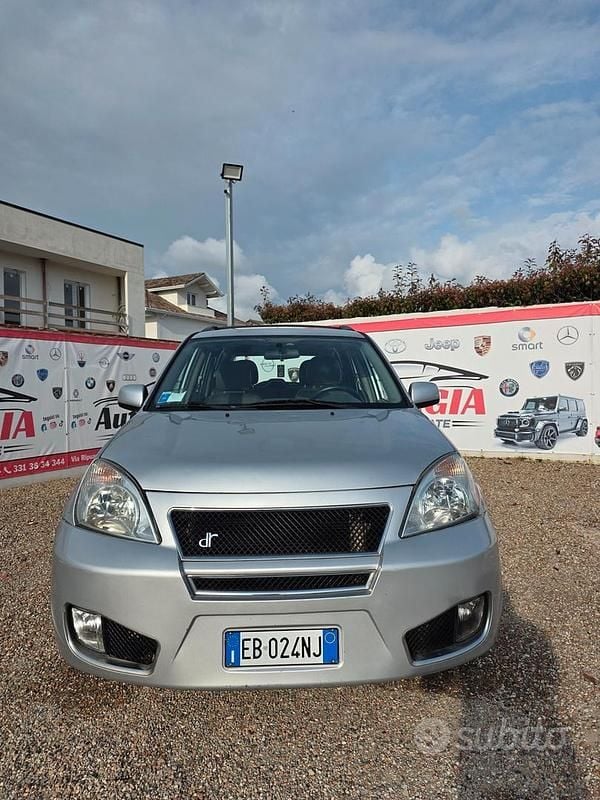 Usata DR DR5 119 CV (87 kW) 2010 Grigio SUV