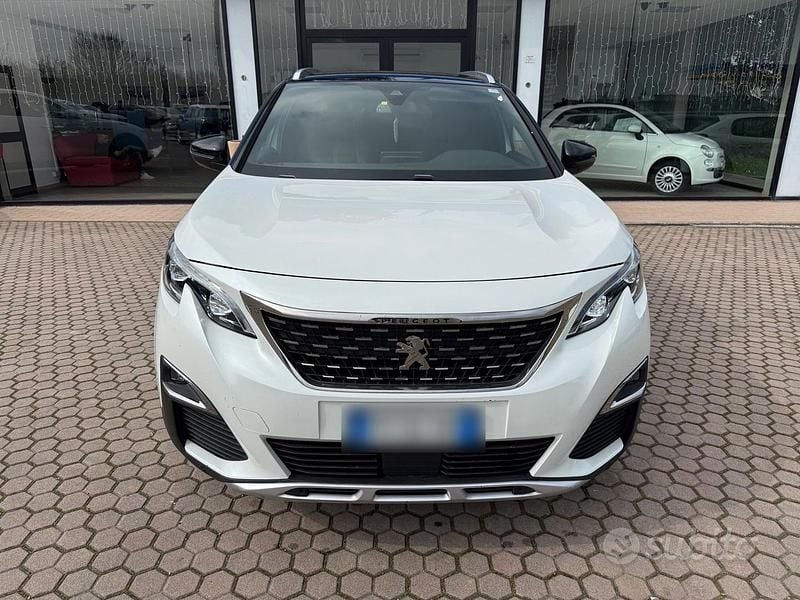 Usata Peugeot 5008 GT-line 131 CV (96 kW) 2019 Bianco SUV