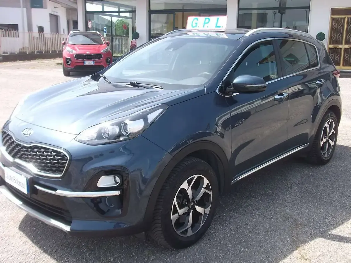 Usata Kia Sportage 132 CV (97 kW) 2020 Blu/azzurro SUV