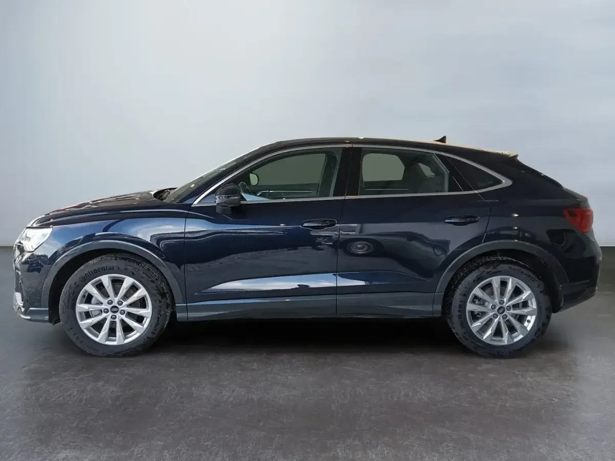 Gebraucht Audi Q3 Sportback S-Line 150 PS (110 kW) 2022 Blau SUV
