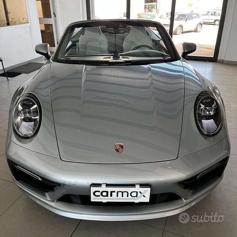 Usata Porsche 911 Carrera 4S Cabriolet 450 CV (330 kW) 2022 Grigio Cabrio
