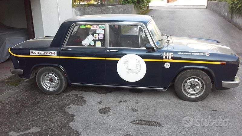 Usata Lancia Fulvia 1960 Blu Berlina