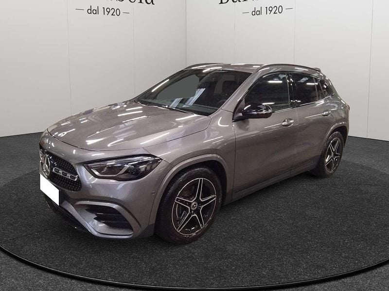 Grigio Usata 2025 Mercedes GLA200 Advanced Plus SUV | 45.500 € (Buon prezzo) - Immagine 1/4