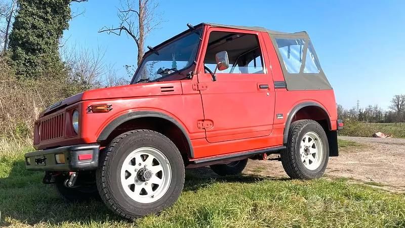 Usata Suzuki Samurai 1981 Rosso SUV