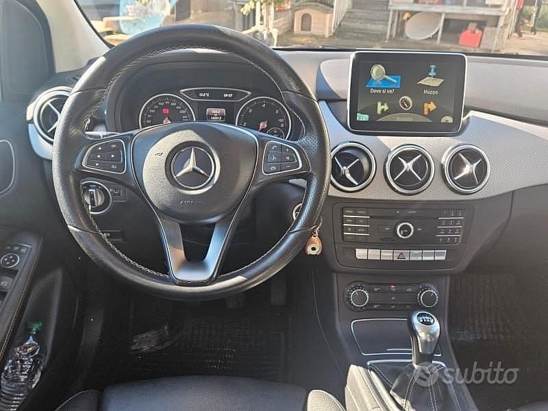 Usata Mercedes B180 116 CV (85 kW) 2016 Utilitaria