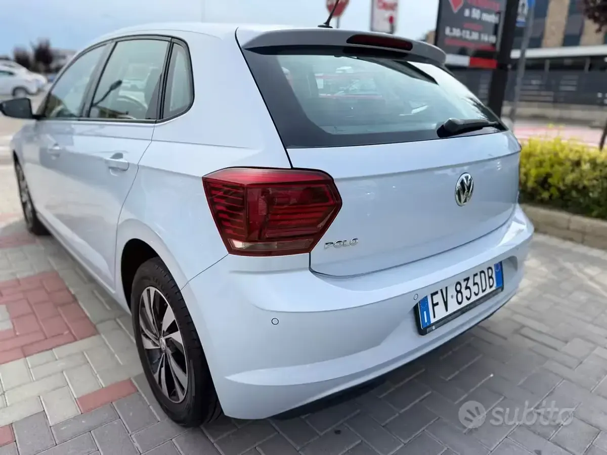 Usata VW Polo Comfortline 65 CV (47 kW) 2019 Bianco Utilitaria