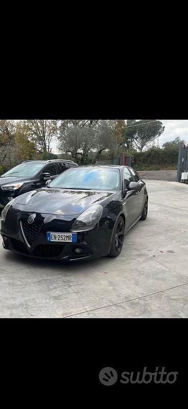Usata Alfa Romeo Giulietta Exclusive 105 CV (77 kW) 2012 Nero Utilitaria