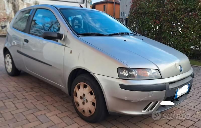 Usata Fiat Punto 2001 Grigio Utilitaria