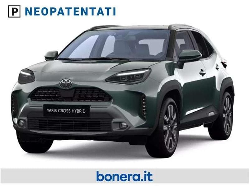 Everest green Nuova 2026 Toyota Yaris Cross Lounge SUV | 32.500 € (Buon prezzo) - Immagine 1/4