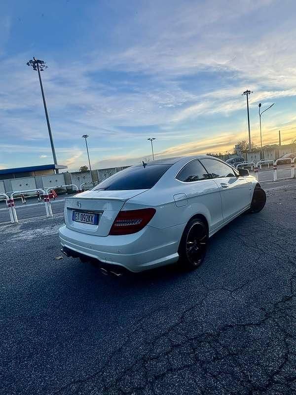 Usata Mercedes C220 Executive 170 CV (125 kW) 2013 Coupé