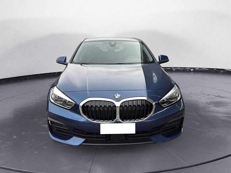 Usata BMW 116 Advantage 116 CV (85 kW) 2021 Bianco Utilitaria