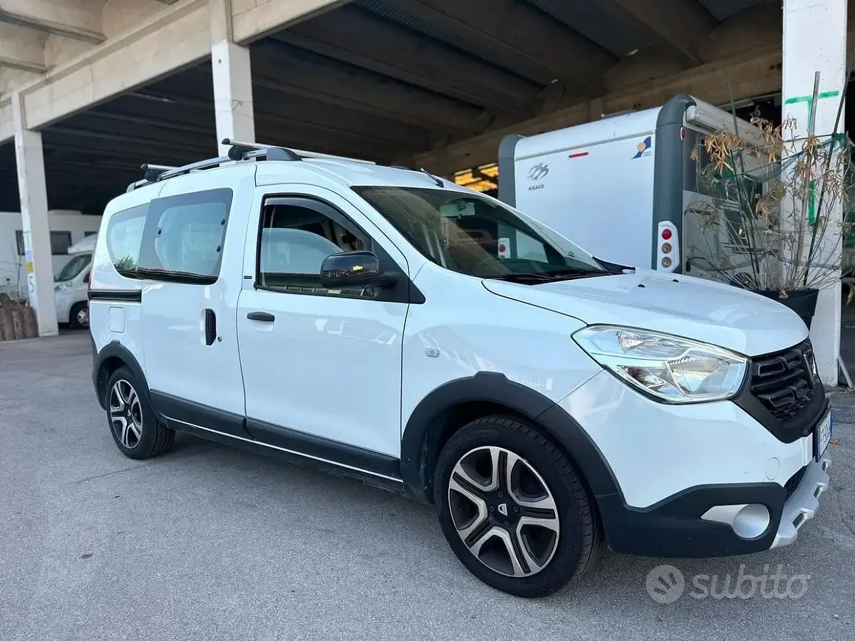 Usata Dacia Dokker 95 CV (69 kW) 2019 Bianco Monovolume