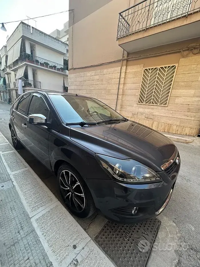 Usata Ford Focus 109 CV (80 kW) 2010 Berlina