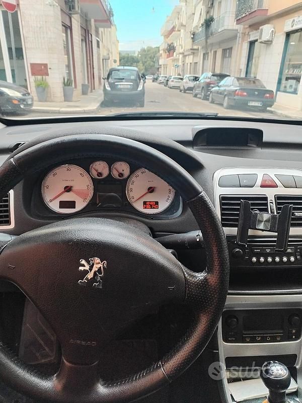 Usata Peugeot 307 109 CV (80 kW) 2007 Grigio Berlina