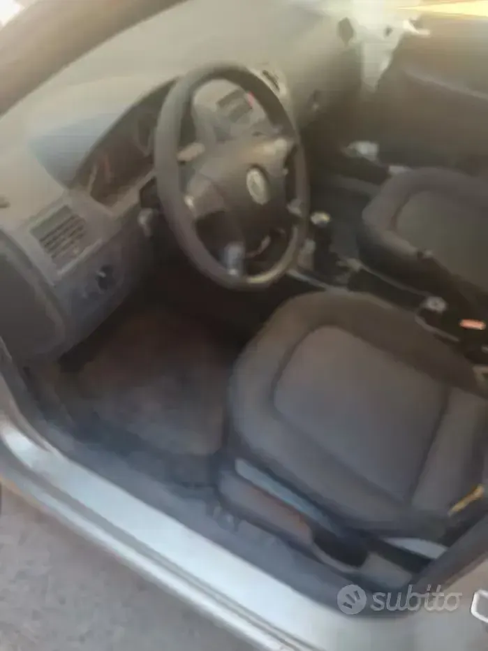 Usata Skoda Fabia 75 CV (55 kW) 2005 Grigio Berlina
