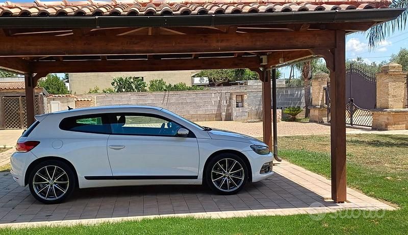 Usata VW Scirocco 160 CV (117 kW) 2010 Bianco Coupé