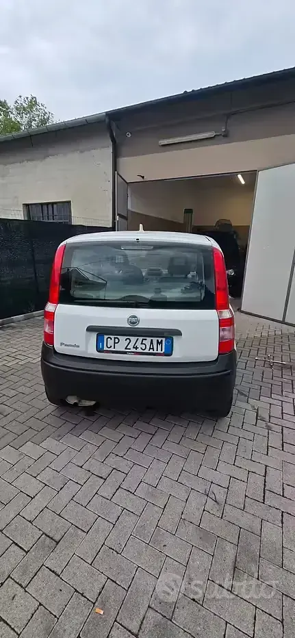 Usata Fiat Panda 54 CV (39 kW) 2005 Bianco Utilitaria