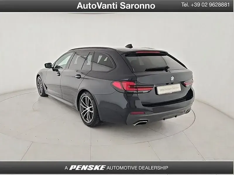 Usado BMW 530 M Sport 249 HP (183 kW) 2020 Preto Carrinha