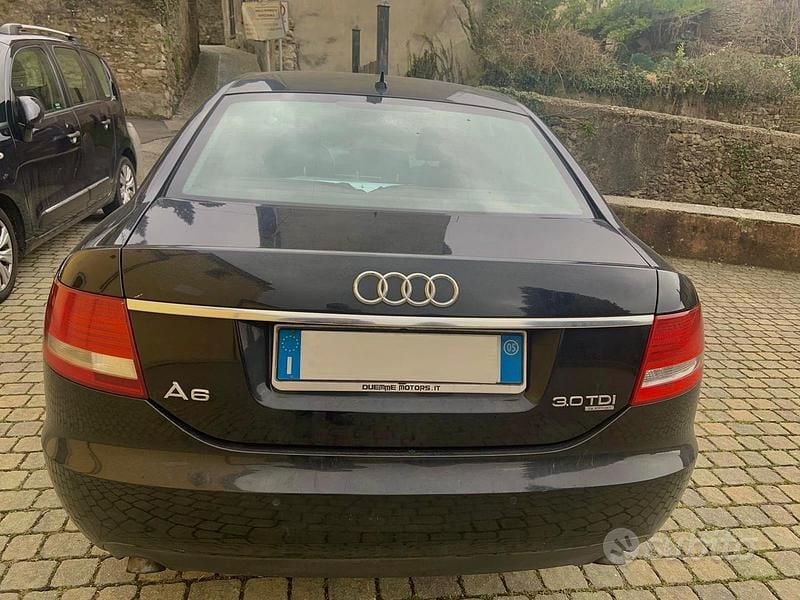 Usata Audi A6 240 CV (176 kW) 2005 Blu Berlina