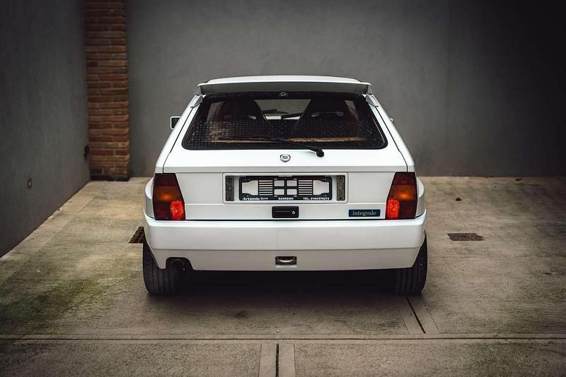 Usata Lancia Delta 205 CV (150 kW) 1992 Bianco Utilitaria