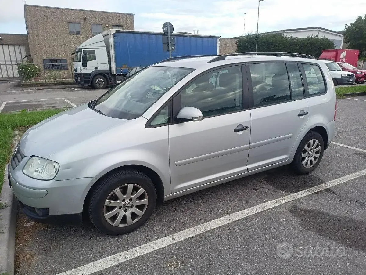 Usata VW Touran 105 CV (77 kW) 2005 Monovolume