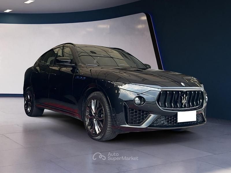 Usata Maserati Levante GT 330 CV (242 kW) 2023 Nero SUV