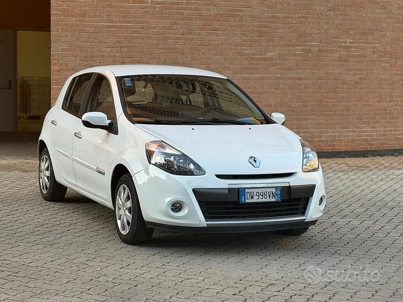 Usata Renault Clio II 2010 Bianco Berlina
