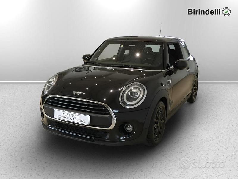 Usata Mini ONE 75 CV (55 kW) 2019 Midnight black metallizzato Utilitaria