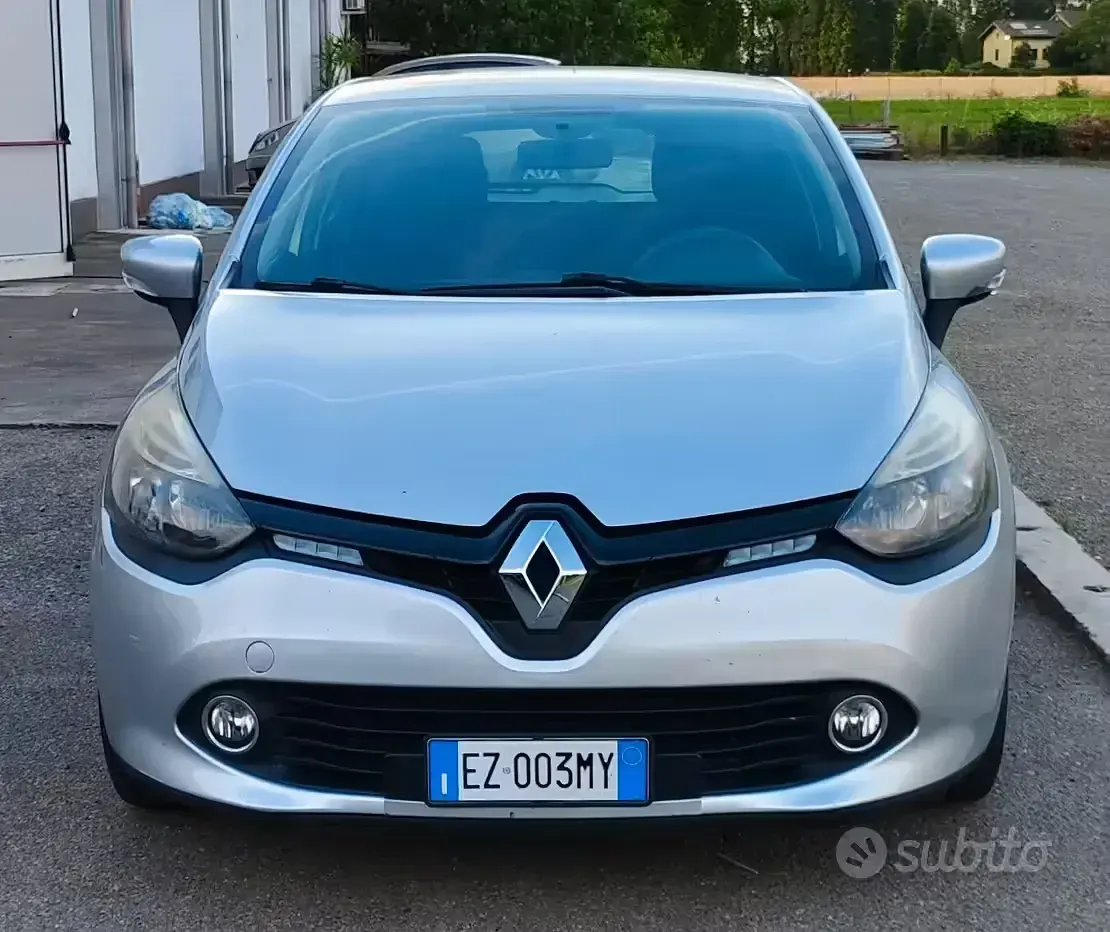 Usata Renault Clio IV 73 CV (53 kW) 2015 Grigio Berlina
