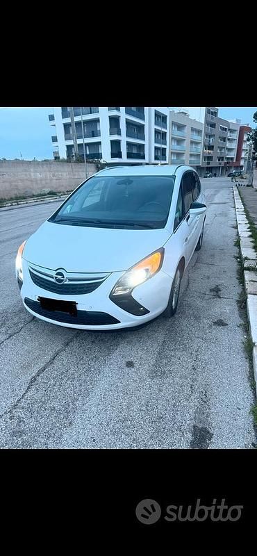 Usata Opel Zafira 150 CV (110 kW) 2016 Bianco Monovolume