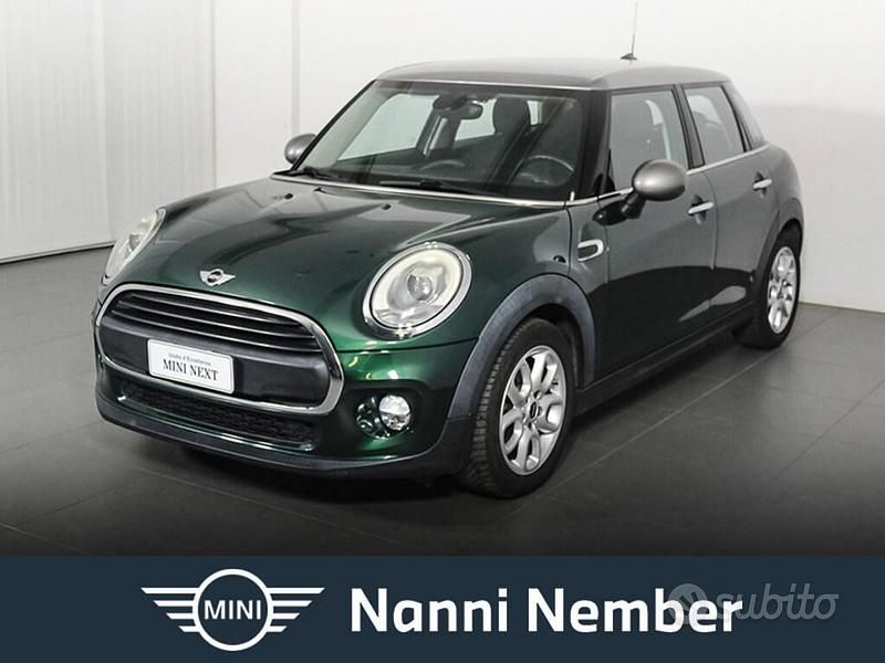 Usata Mini One D Business 95 CV (69 kW) 2017 Verde Utilitaria