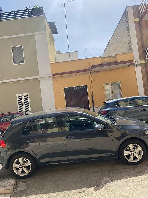 Usata VW Golf VII 110 CV (80 kW) 2017 Utilitaria