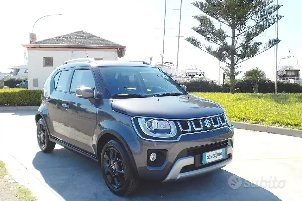 Usata Suzuki Ignis 83 CV (61 kW) 2021 Grigio SUV
