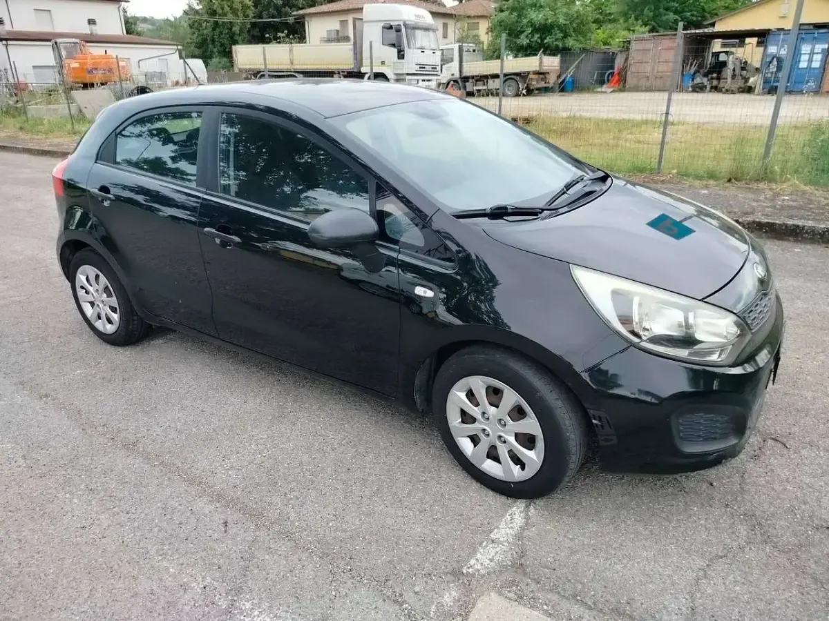 Usata Kia Rio 86 CV (63 kW) 2013 Other Berlina