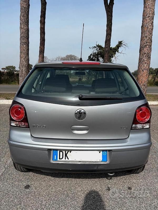 Usata VW Polo 75 CV (55 kW) 2007 Grigio Utilitaria