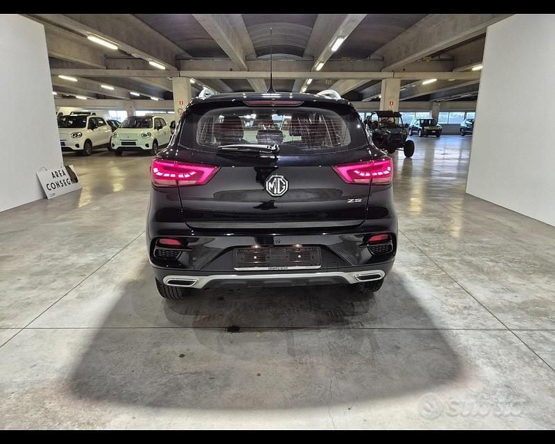 Usata MG ZS Luxury 2024 Nero SUV