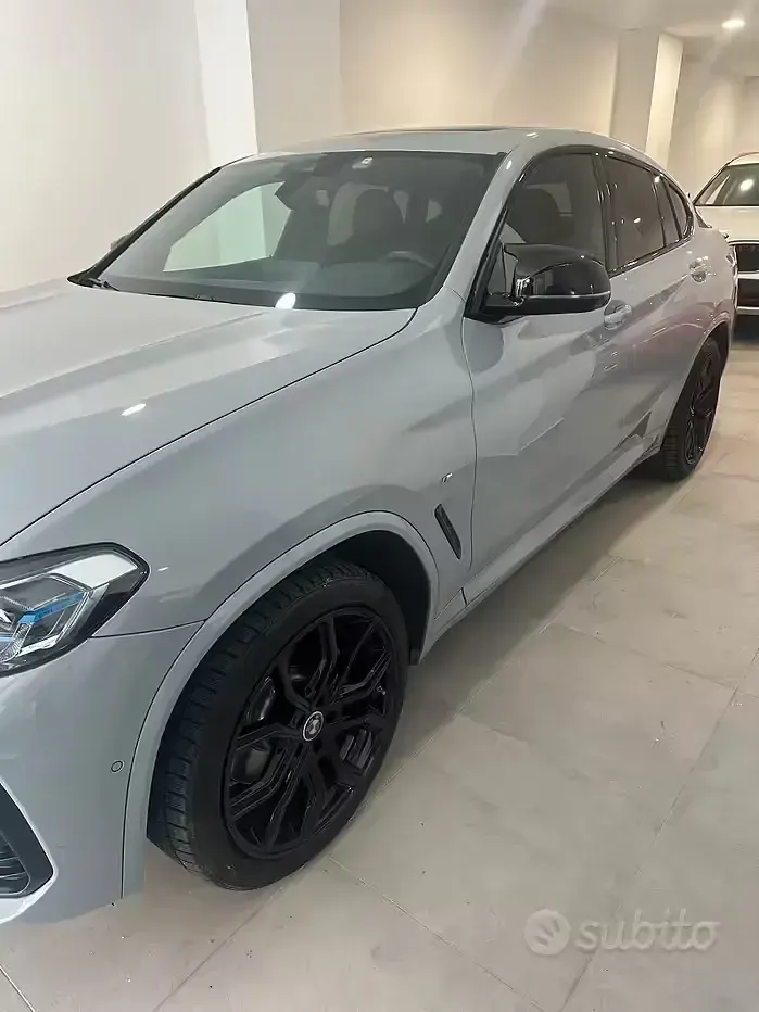 Usata BMW X4 M Sport 340 CV (250 kW) 2023 Grigio SUV