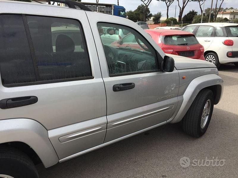 Usata Jeep Cherokee 2005 SUV