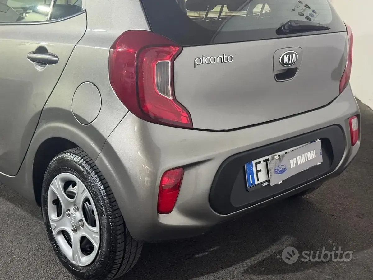 Usata Kia Picanto 67 CV (49 kW) 2019 Grigio Utilitaria