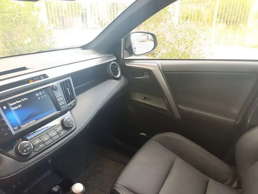 Usata Toyota RAV4 Hybrid 155 CV (114 kW) 2018 SUV