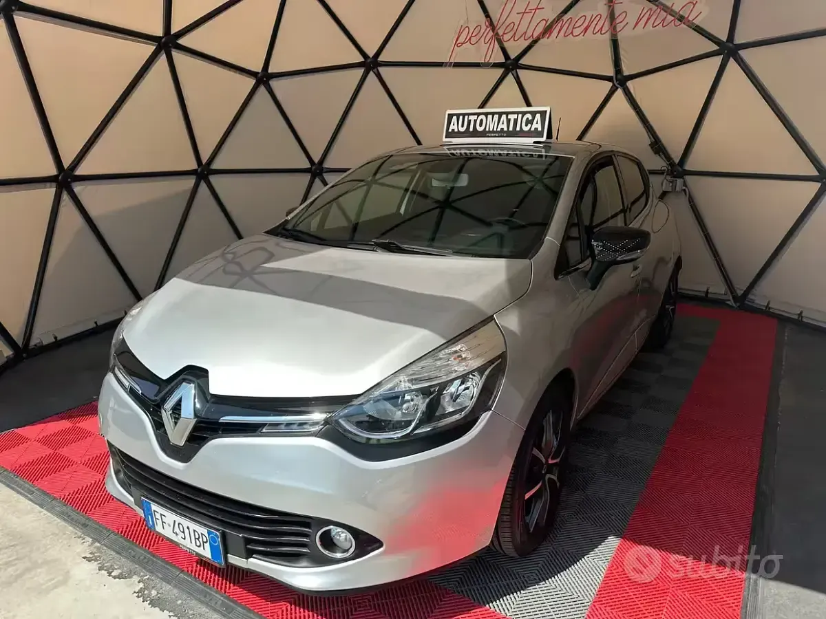 Usata Renault Clio 90 CV (66 kW) 2016 Grigio Station wagon