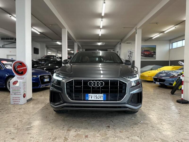 Usato 2019 Audi Q8 3.0 El_Hybrid 286 CV (54.999 €)