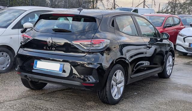 Usata Renault Clio V Evolution 90 CV (66 kW) 2024 Nero Berlina